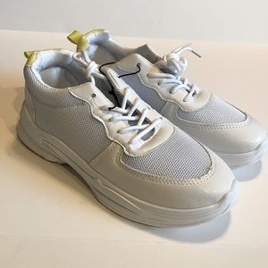 Soul Mates SZ 8 White Lace Up Sneakers Tennis Shoes New